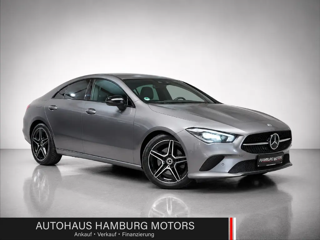 Mercedes-Benz CLA 220 d Coupé – Bild 1 von 36