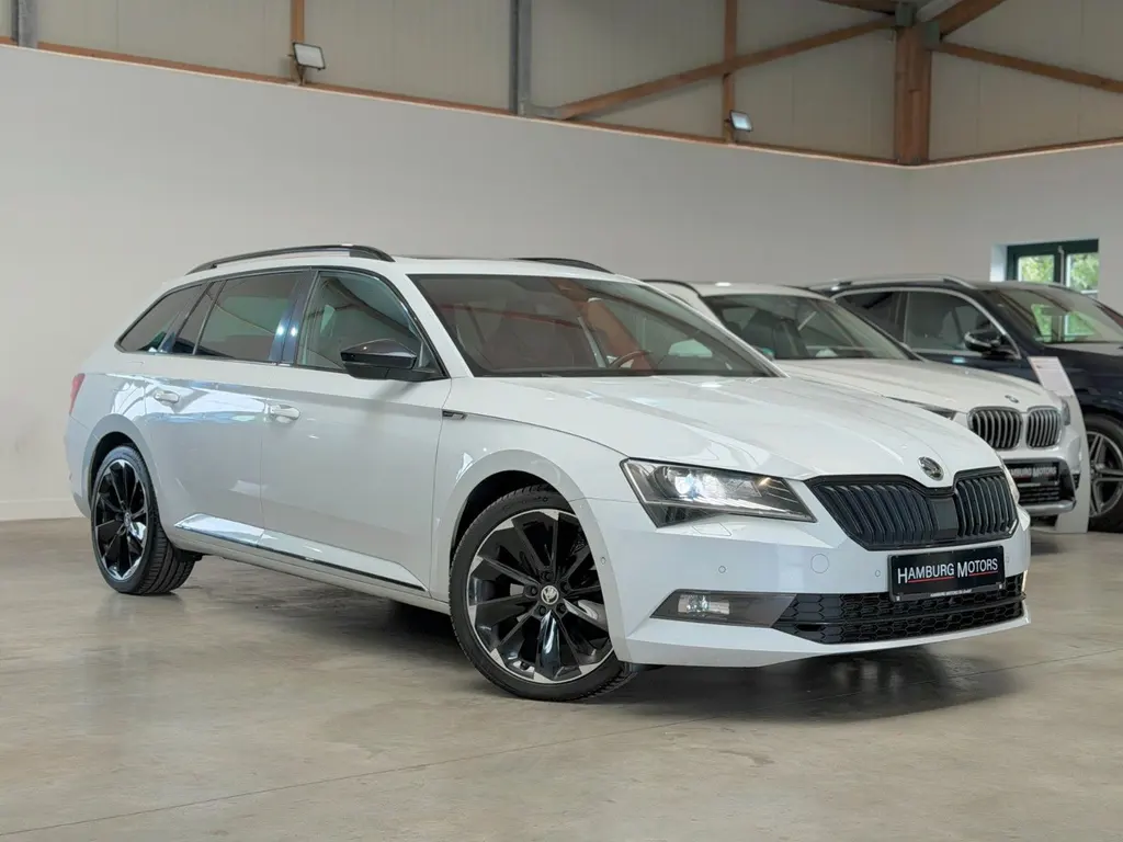 Skoda Superb Combi 2.0 TDI 4x4 – Bild 2 von 40