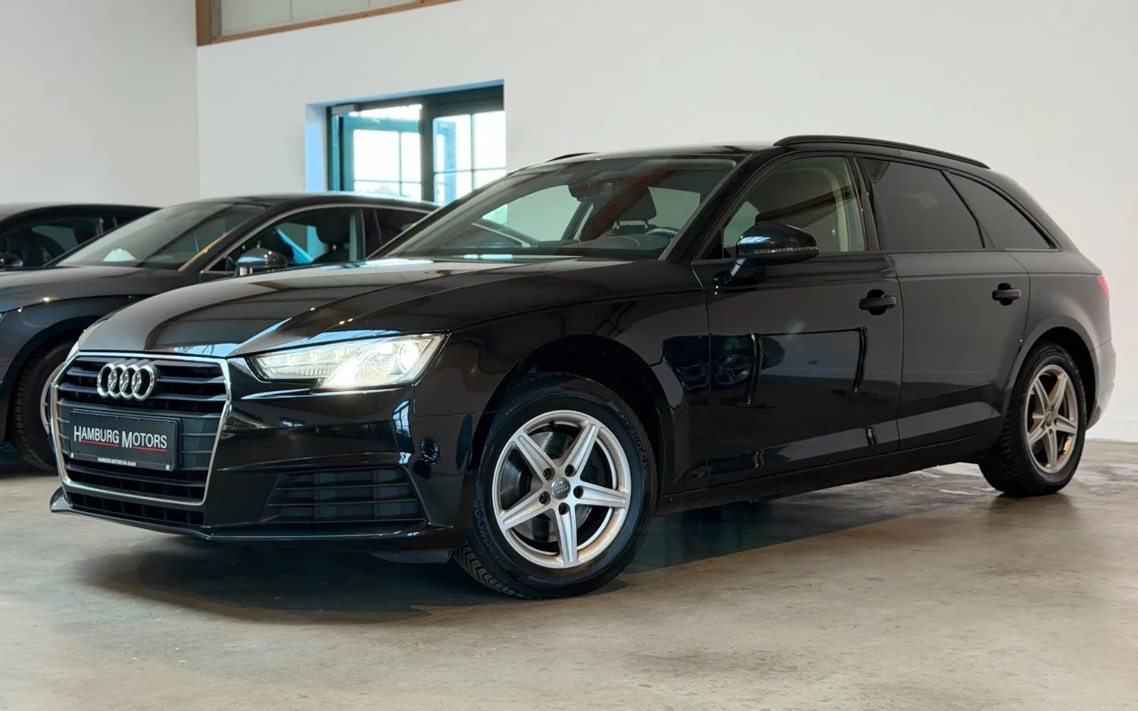 Audi A4 Avant 2.0 TDI, Bild 2 von 32