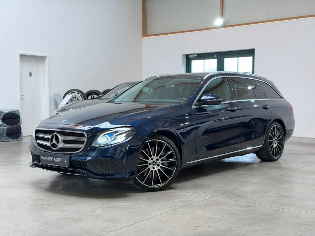 Mercedes-Benz E 400 CGI T 4MATIC – Bild 3 von 37