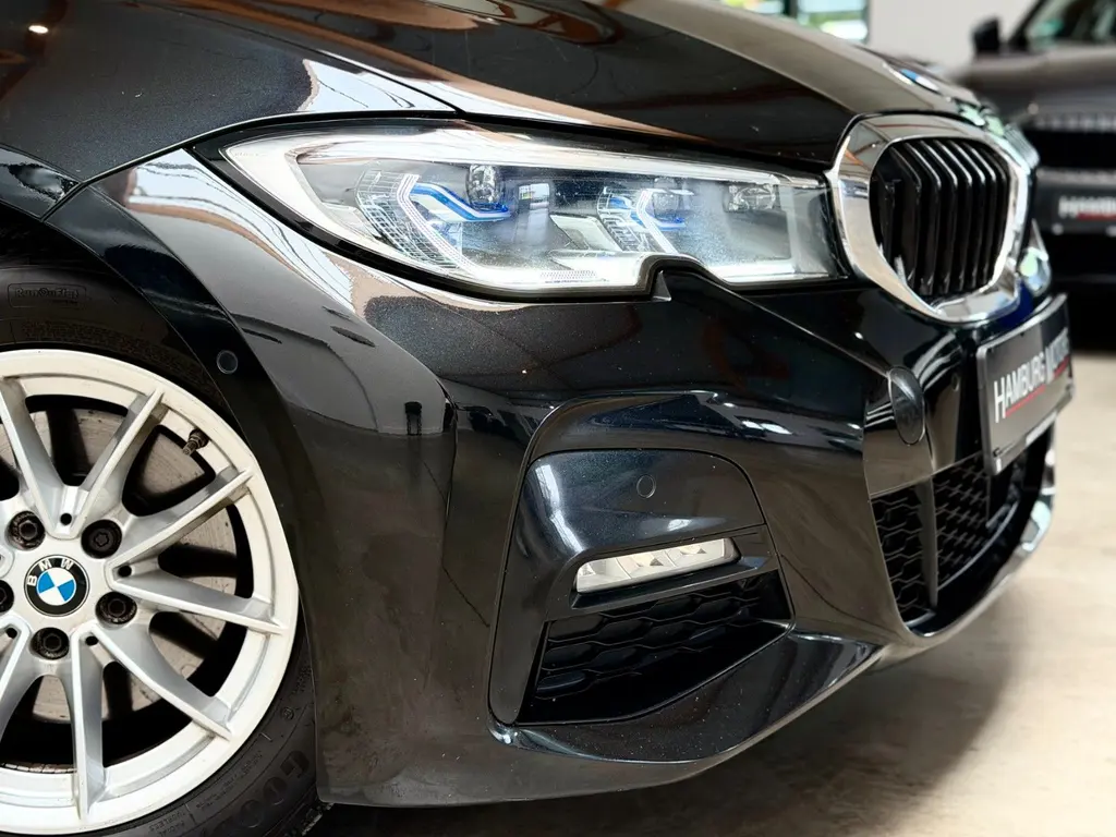 BMW 320d Touring – Bild 3 von 40