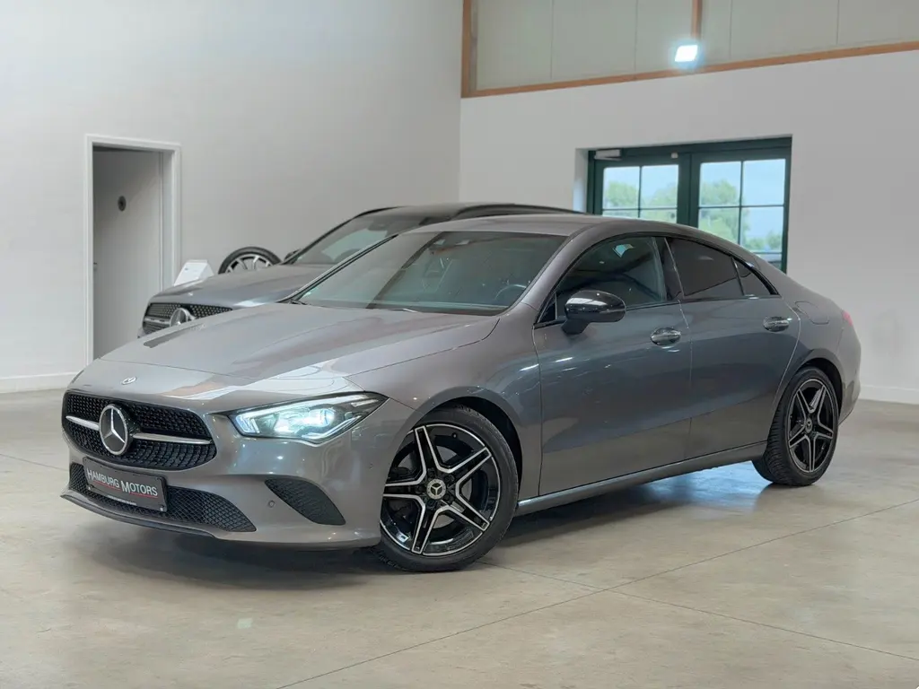 Mercedes-Benz CLA 220 d Coupé – Bild 3 von 36