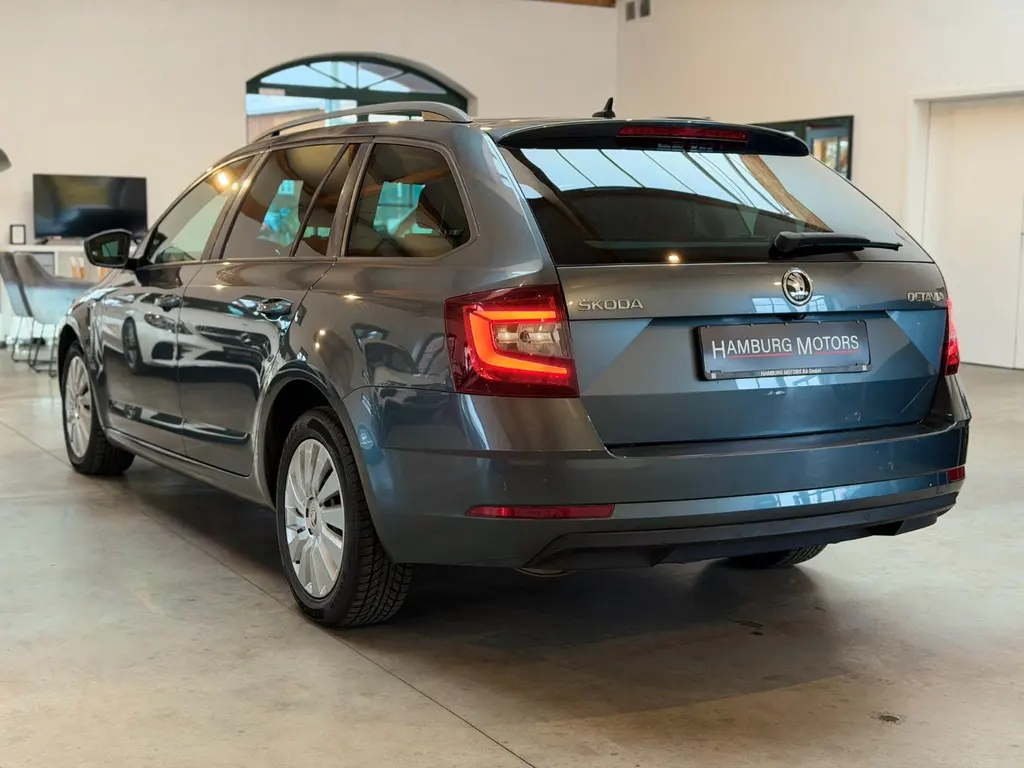 Skoda Octavia Combi 2.0 TDI – Bild 4 von 29