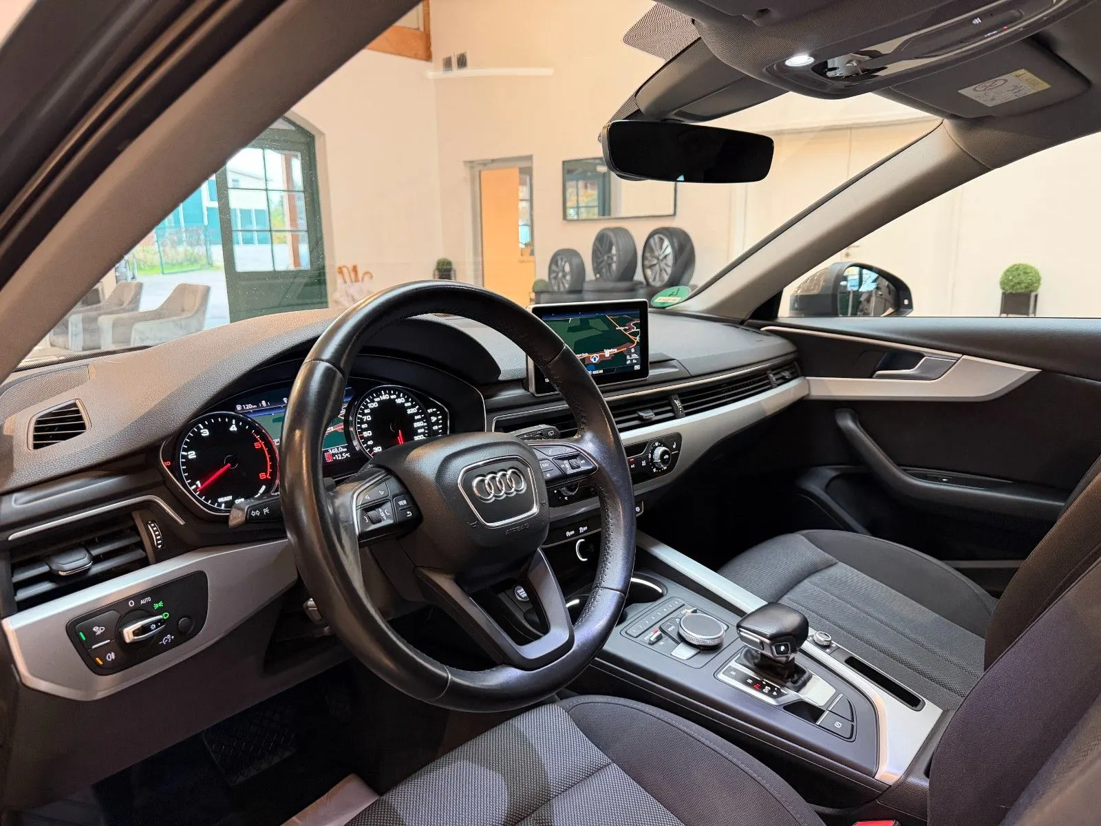 Audi A4 Avant 2.0 TDI, Bild 5 von 32