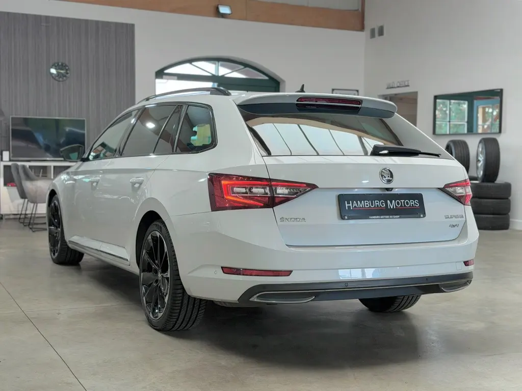 Skoda Superb Combi 2.0 TDI 4x4 – Bild 5 von 40
