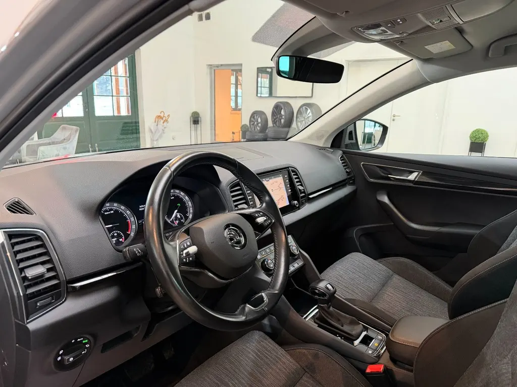 Skoda Karoq 2.0 TDI SCR – Bild 5 von 37