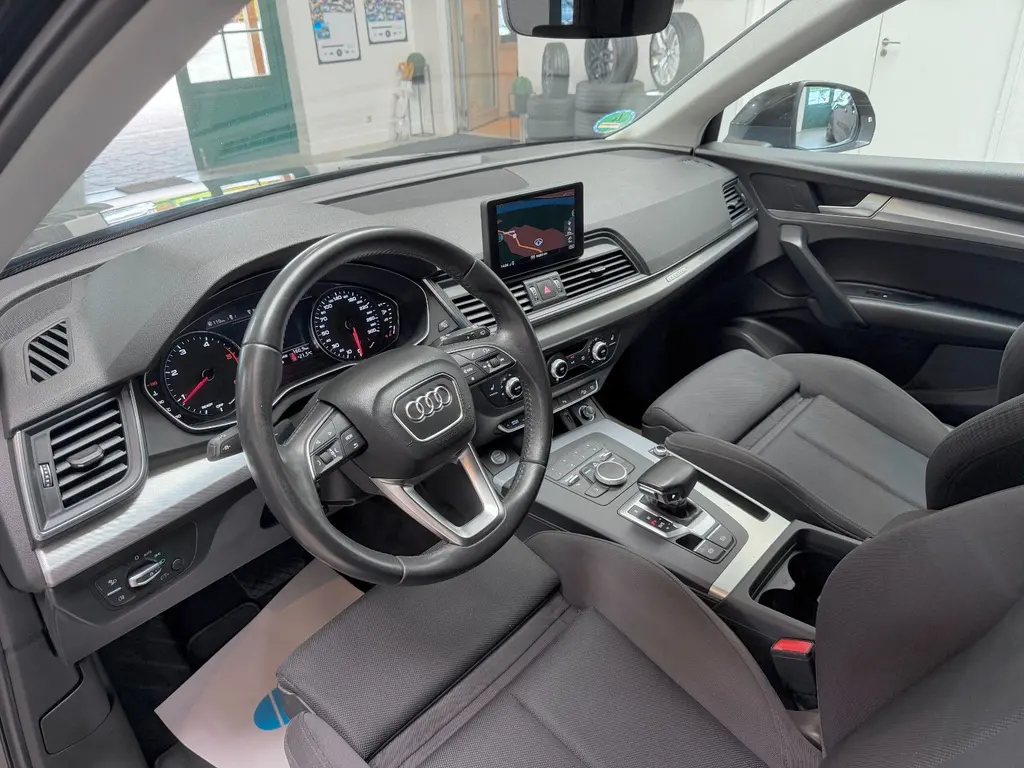Audi Q5 40 TDI quattro – Bild 6 von 37