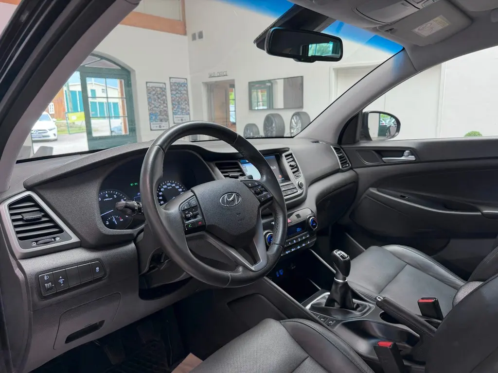Hyundai Tucson ix35 1.6 GDI 2WD – Bild 6 von 32