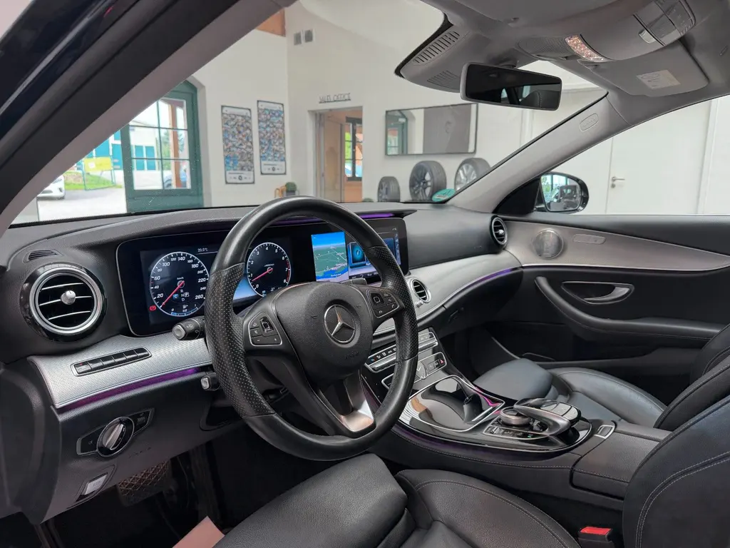 Mercedes-Benz E 400 CGI T 4MATIC – Bild 6 von 37