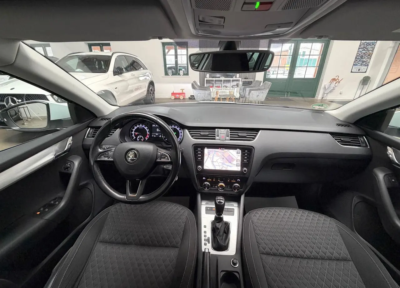 Skoda Octavia Combi 1.6 TDI, Bild 6 von 32