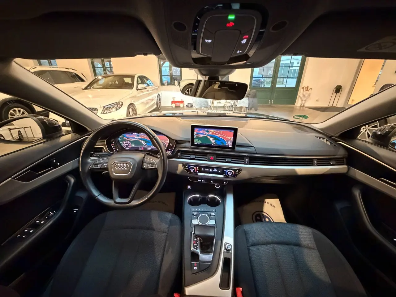 Audi A4 Avant 2.0 TDI, Bild 6 von 33