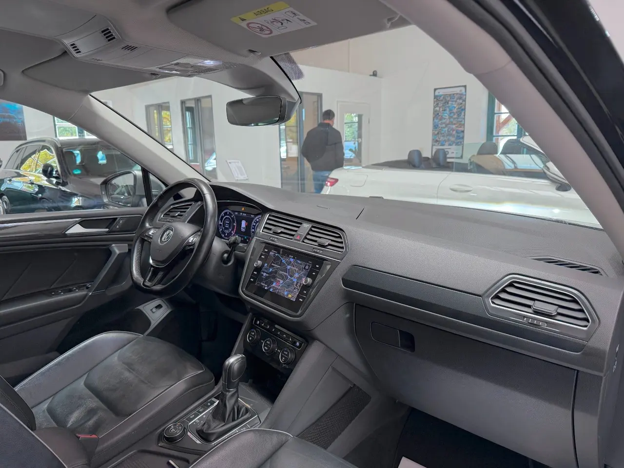 Volkswagen Tiguan Allspace 2.0 TDI 4Motion, Bild 6 von 39