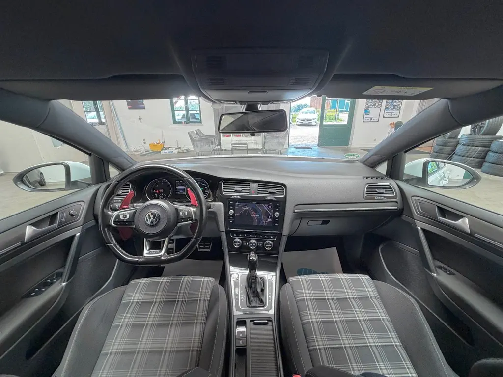 Volkswagen Golf Variant 2.0 TDI – Bild 6 von 36