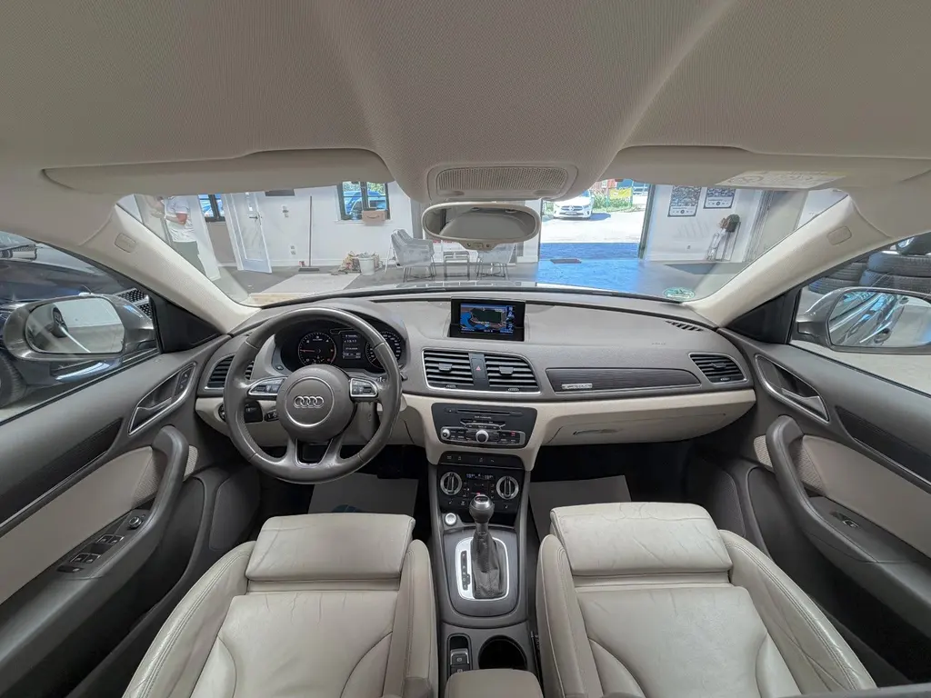 Audi Q3 2.0 TDI quattro – Bild 6 von 36