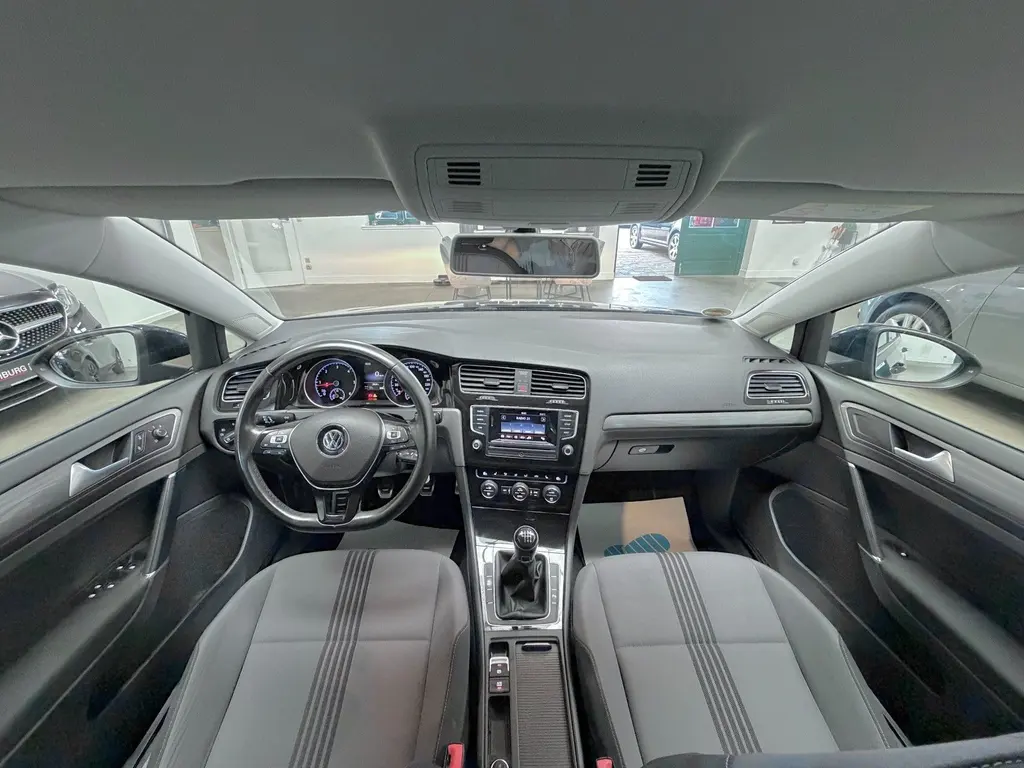 Volkswagen Golf Lim. 2.0 TDI BMT – Bild 7 von 34