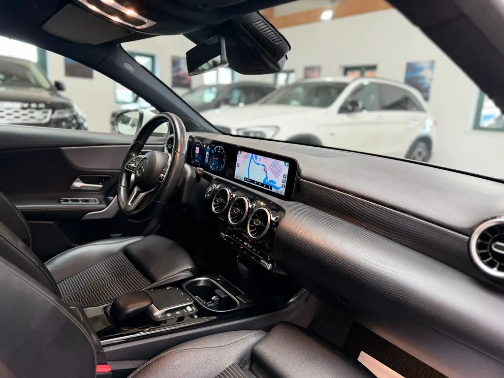 Mercedes-Benz A 200d – Bild 7 von 36