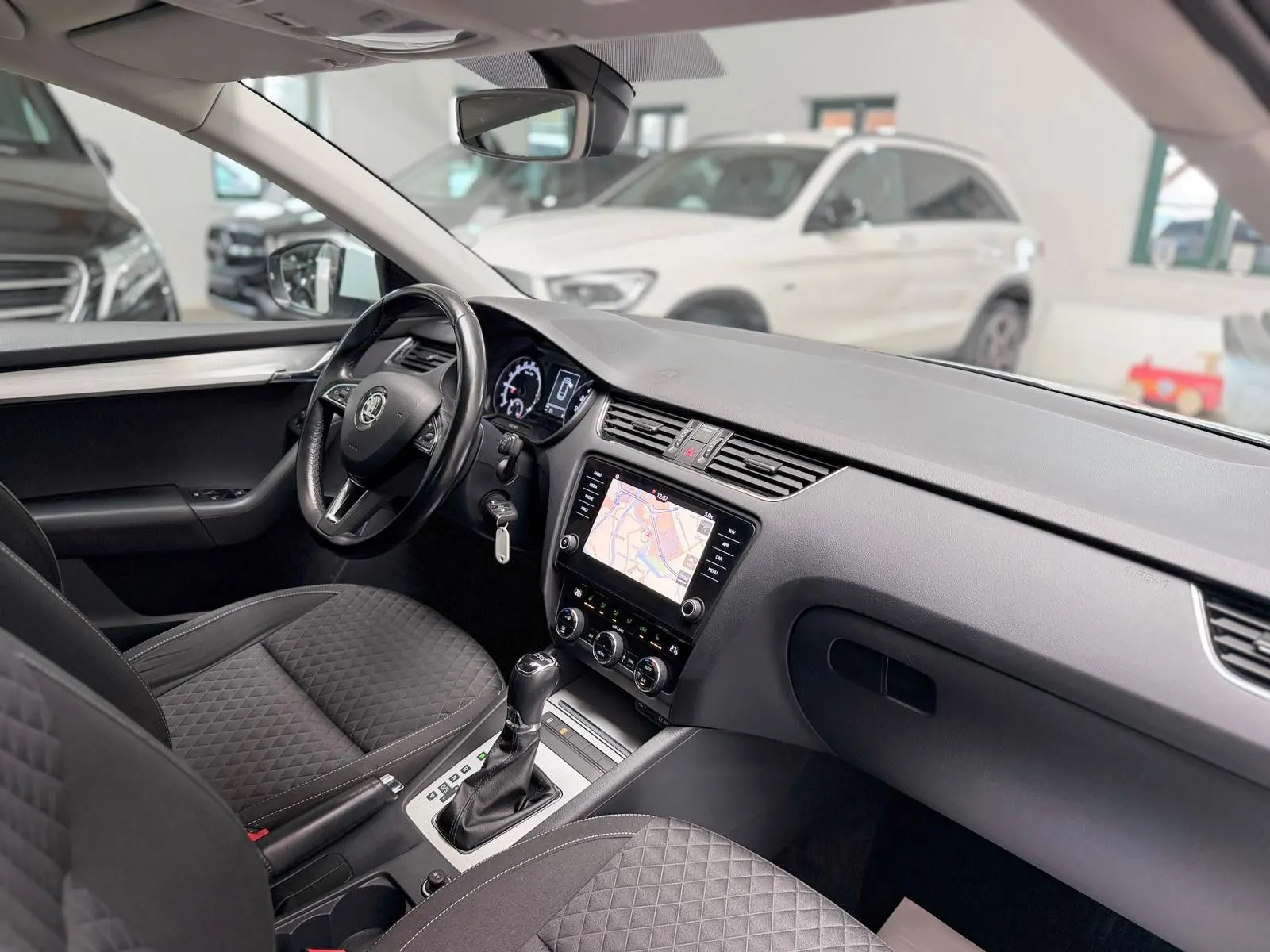 Skoda Octavia Combi 1.6 TDI, Bild 7 von 32