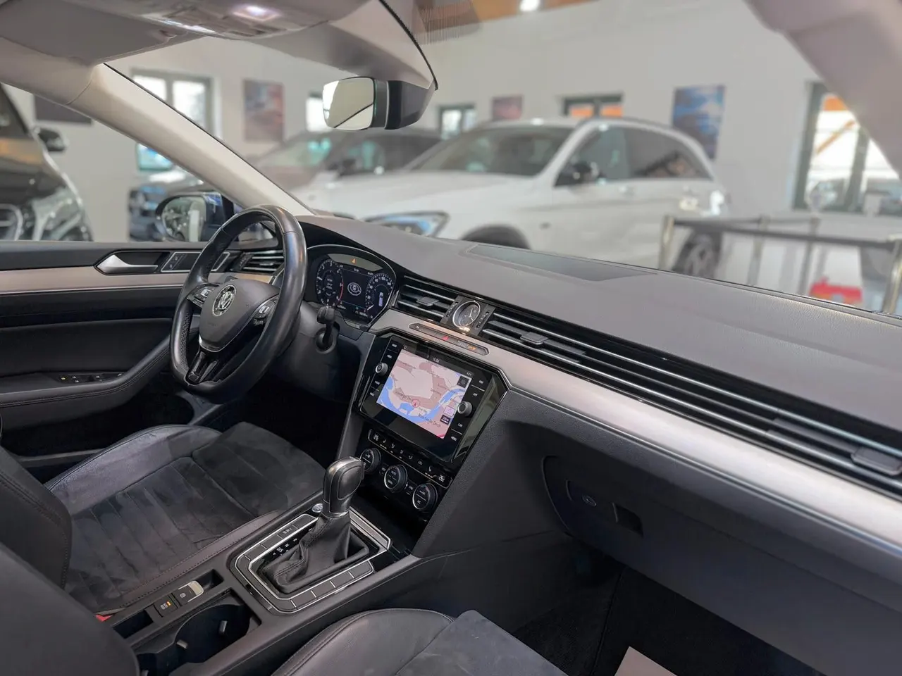 Volkswagen Passat Variant 2.0 TDI BMT, Bild 7 von 40