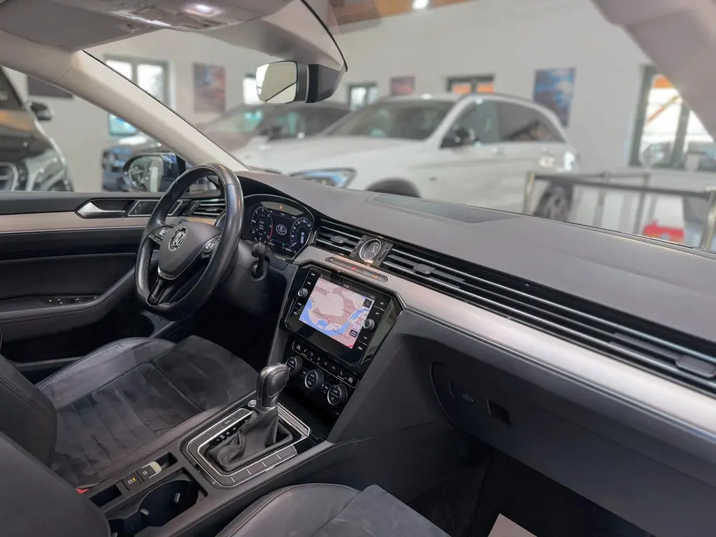 Volkswagen Passat Variant 2.0 TDI BMT – Bild 7 von 40