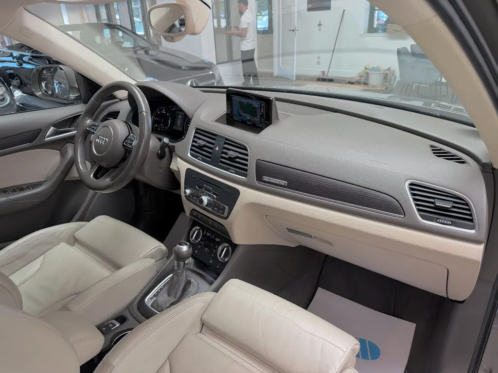 Audi Q3 2.0 TDI quattro – Bild 7 von 36