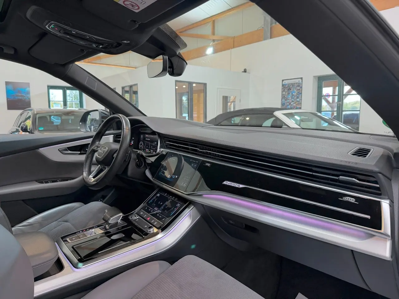Audi Q8 55 TFSIe quattro, Bild 8 von 40