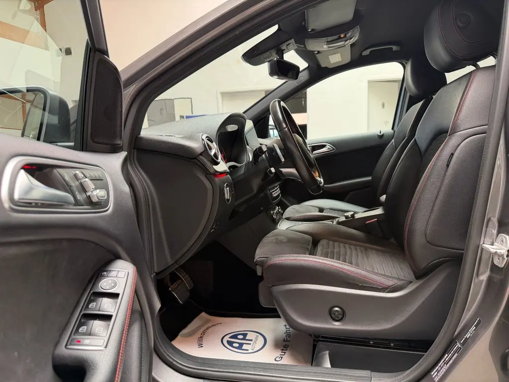 Mercedes-Benz B 220 CDI – Bild 8 von 33