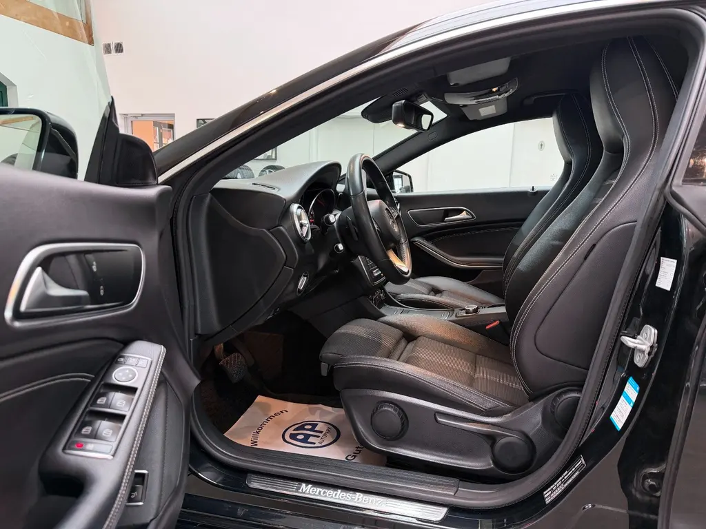 Mercedes-Benz CLA 180 CGI Shooting Brake – Bild 8 von 30