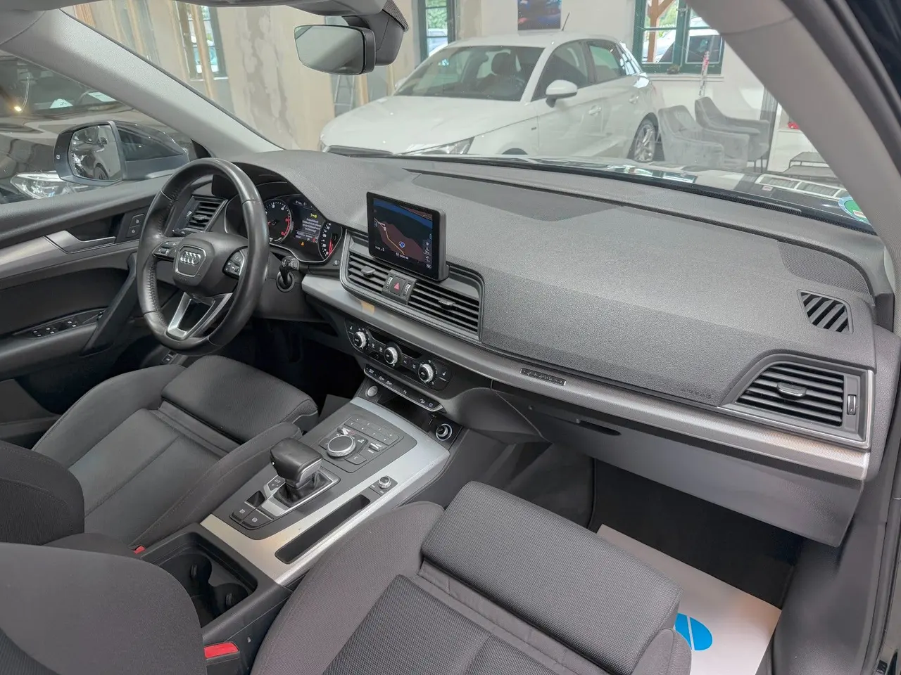 Audi Q5 40 TDI quattro, Bild 8 von 37