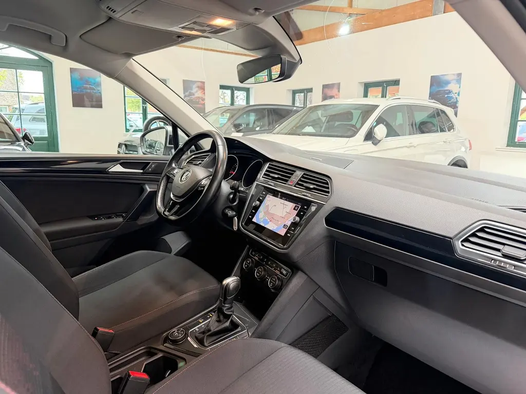 Volkswagen Tiguan 2.0 TDI BMT 4MOTION – Bild 9 von 40