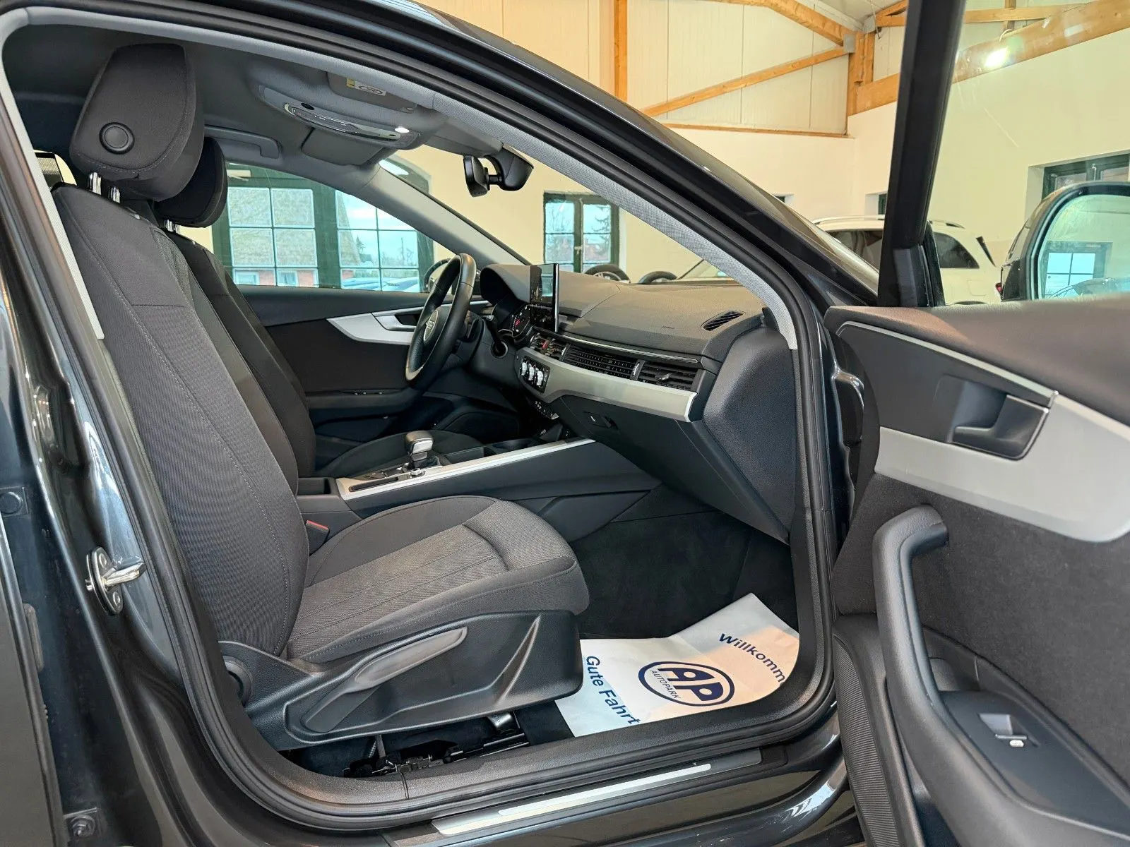 Audi A4 Avant 40 TDI, Bild 9 von 34