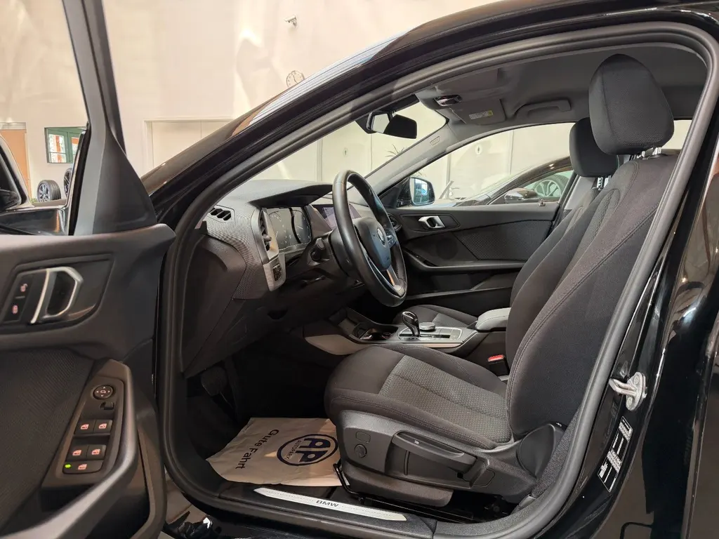 BMW 116d – Bild 9 von 32