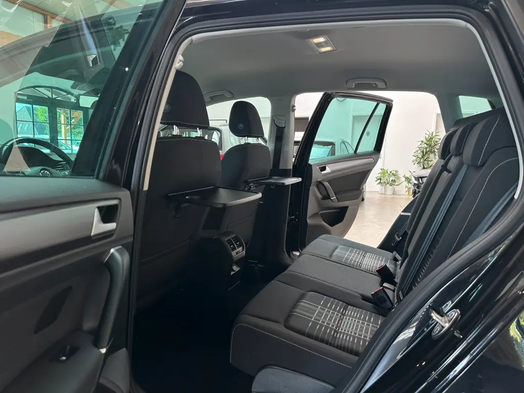 Volkswagen Golf Sportsvan 1.4 TSI BMT – Bild 10 von 30
