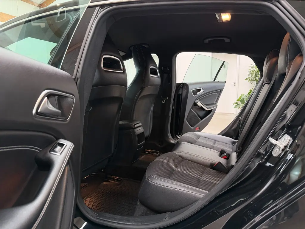 Mercedes-Benz CLA 180 CGI Shooting Brake – Bild 10 von 30