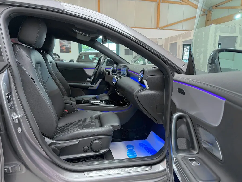 Mercedes-Benz CLA 220 d Coupé – Bild 10 von 36