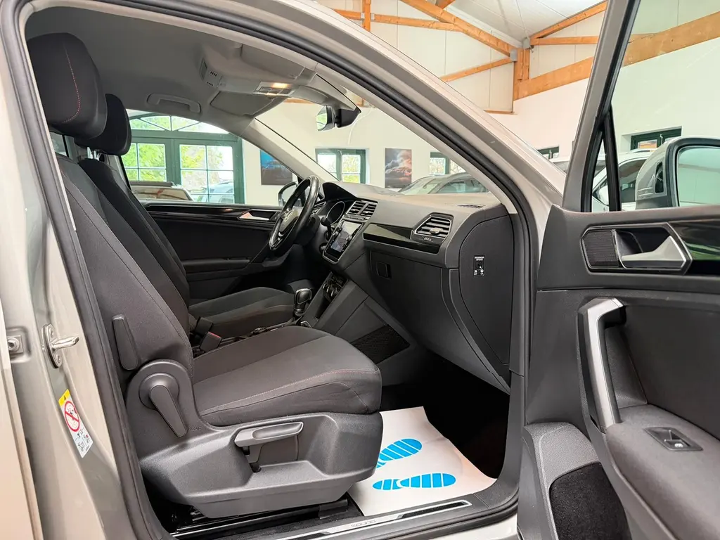 Volkswagen Tiguan 2.0 TDI BMT 4MOTION – Bild 10 von 40