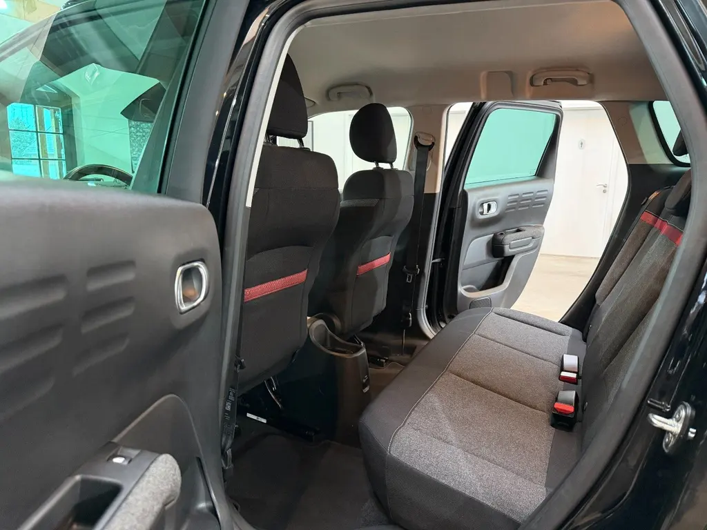 Citroën C3 Aircross 1.2 PureTech 130 – Bild 10 von 29