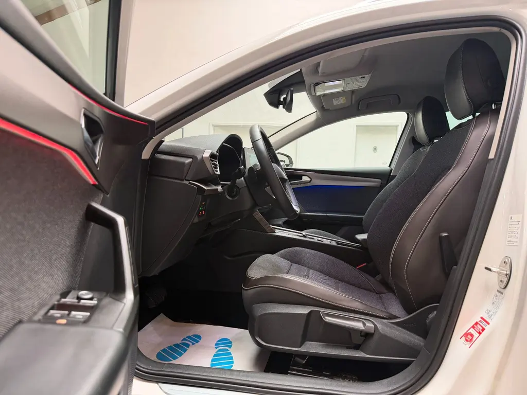Seat Leon ST 2.0 TDI – Bild 10 von 39
