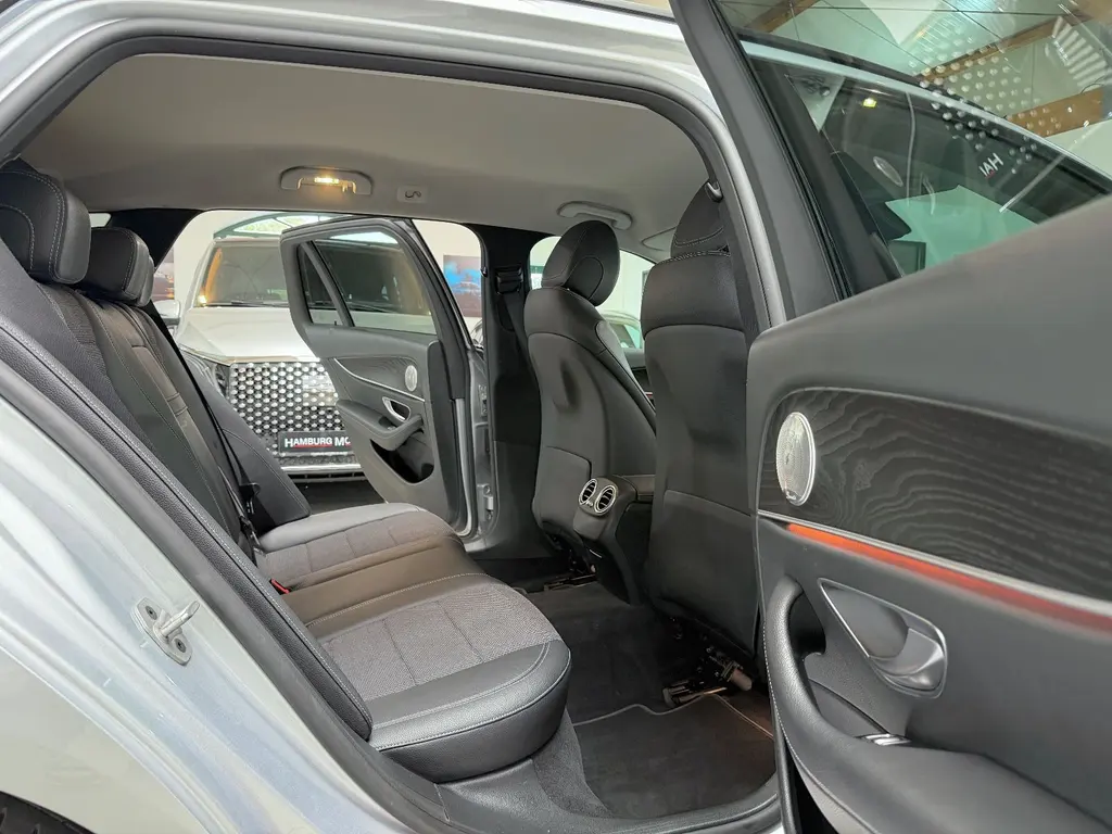 Mercedes-Benz E 220 d T – Bild 11 von 36