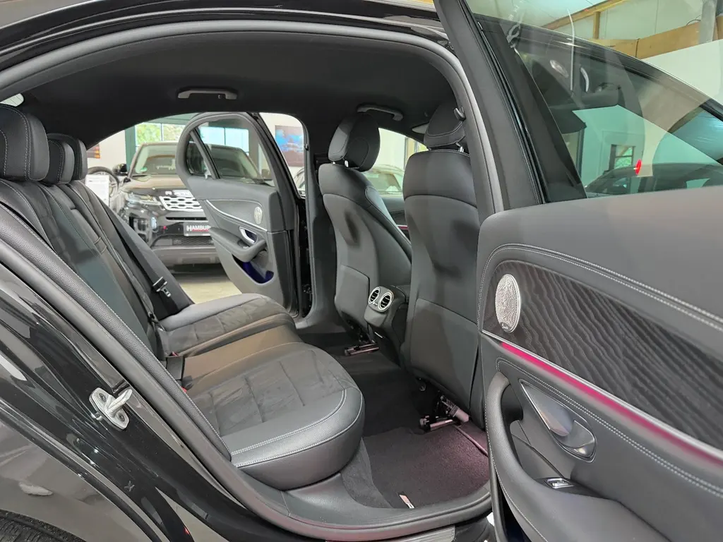 Mercedes-Benz E 220 d 4Matic – Bild 11 von 39