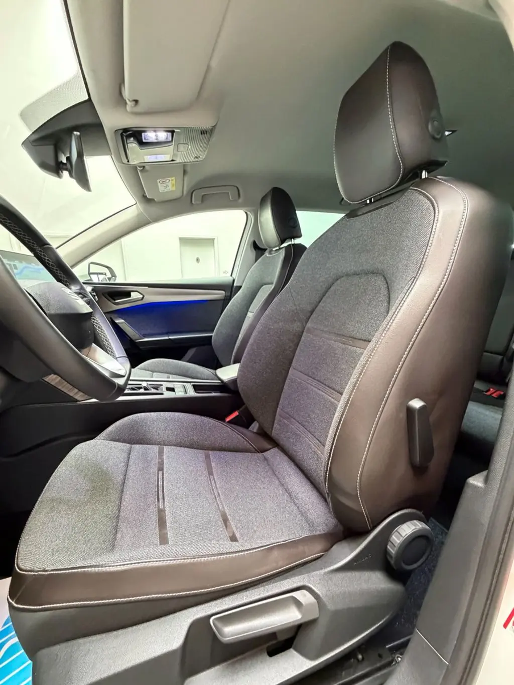 Seat Leon ST 2.0 TDI – Bild 11 von 39