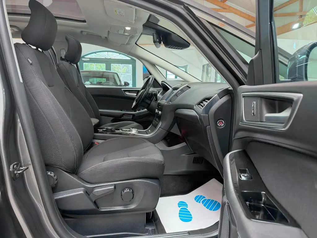Ford S-Max 2.0 BiTurbo – Bild 11 von 39