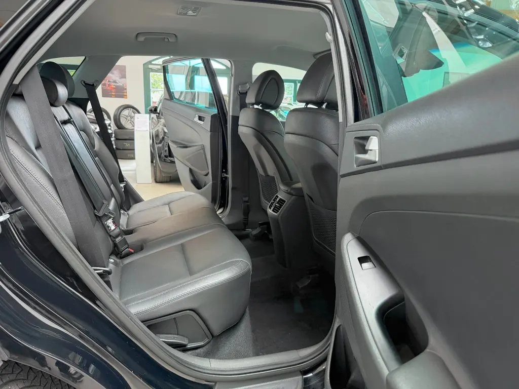 Hyundai Tucson ix35 1.6 GDI 2WD – Bild 11 von 32