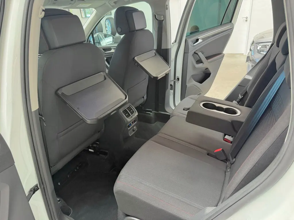 Volkswagen Tiguan 1.4 TSI BMT – Bild 11 von 37
