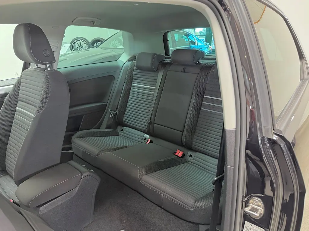 Volkswagen Golf Lim. 1.2 TSI BMT – Bild 11 von 32