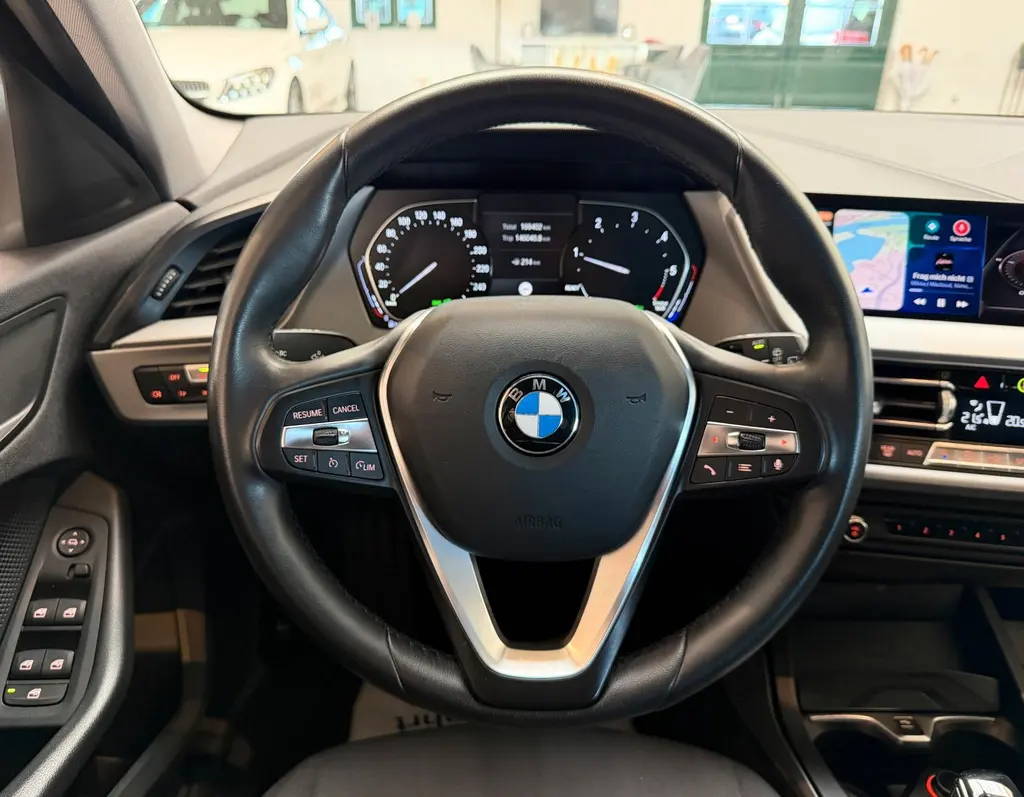 BMW 116d – Bild 12 von 32