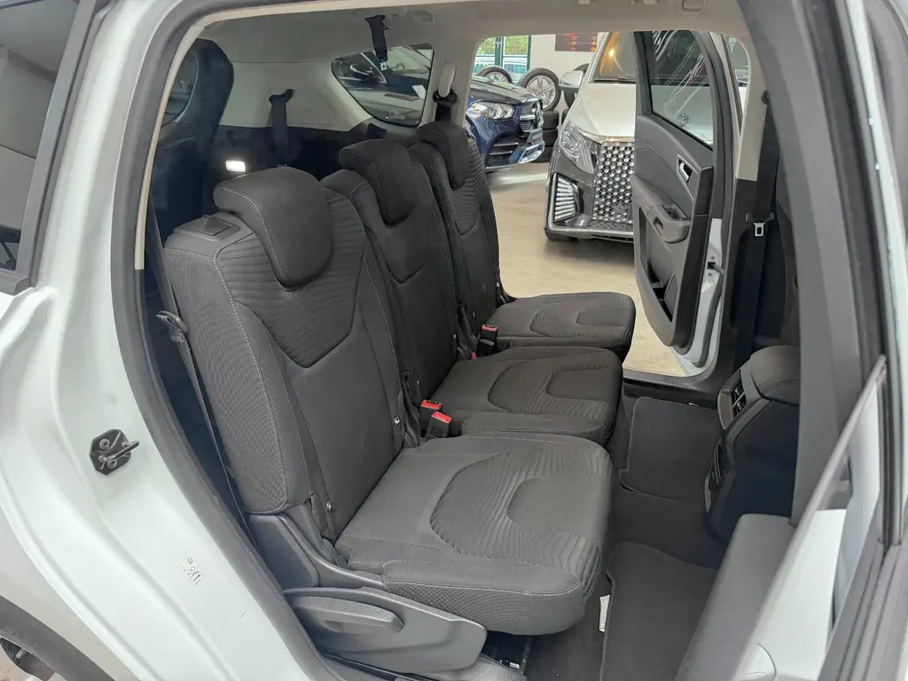 Ford S-Max 2.0 TDCI EcoBlue – Bild 12 von 33