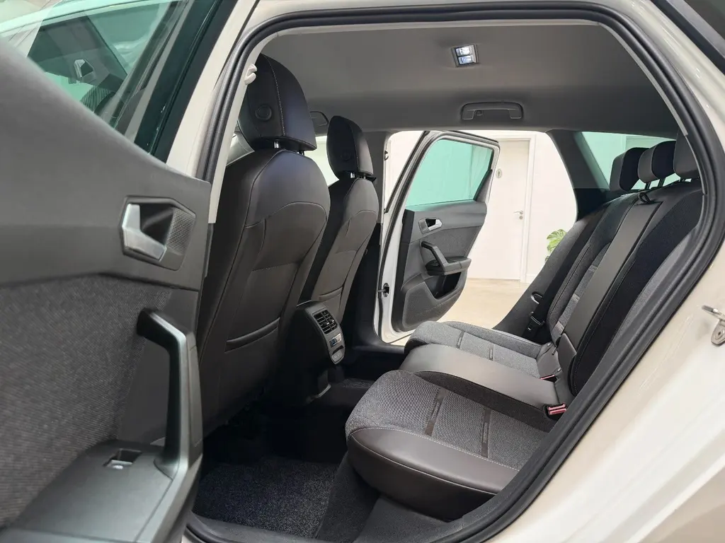 Seat Leon ST 2.0 TDI – Bild 12 von 39