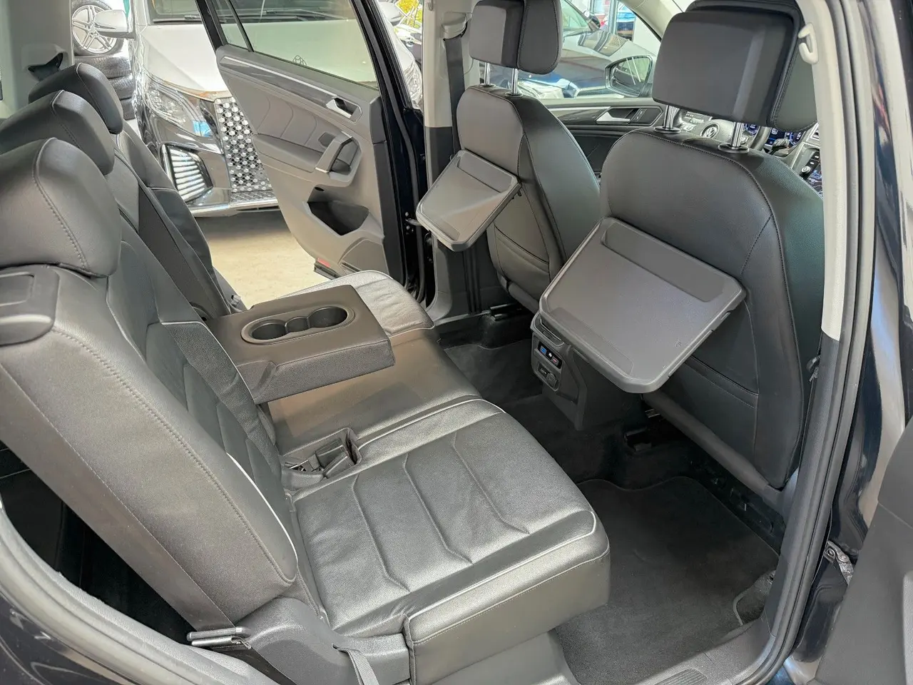 Volkswagen Tiguan Allspace 2.0 TDI 4Motion, Bild 12 von 39