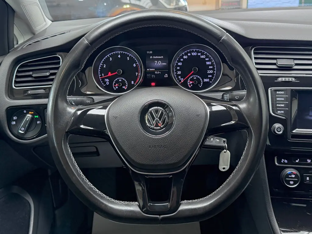 Volkswagen Golf Lim. 1.2 TSI BMT – Bild 13 von 32
