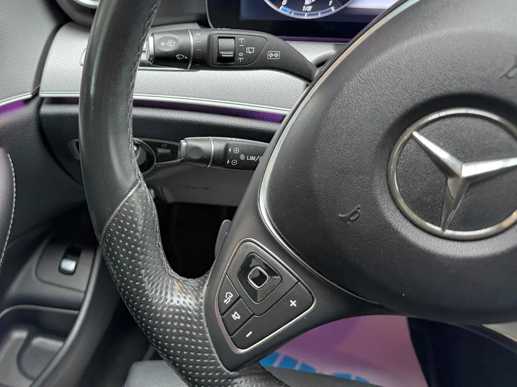 Mercedes-Benz E 400 CGI T 4MATIC – Bild 13 von 37